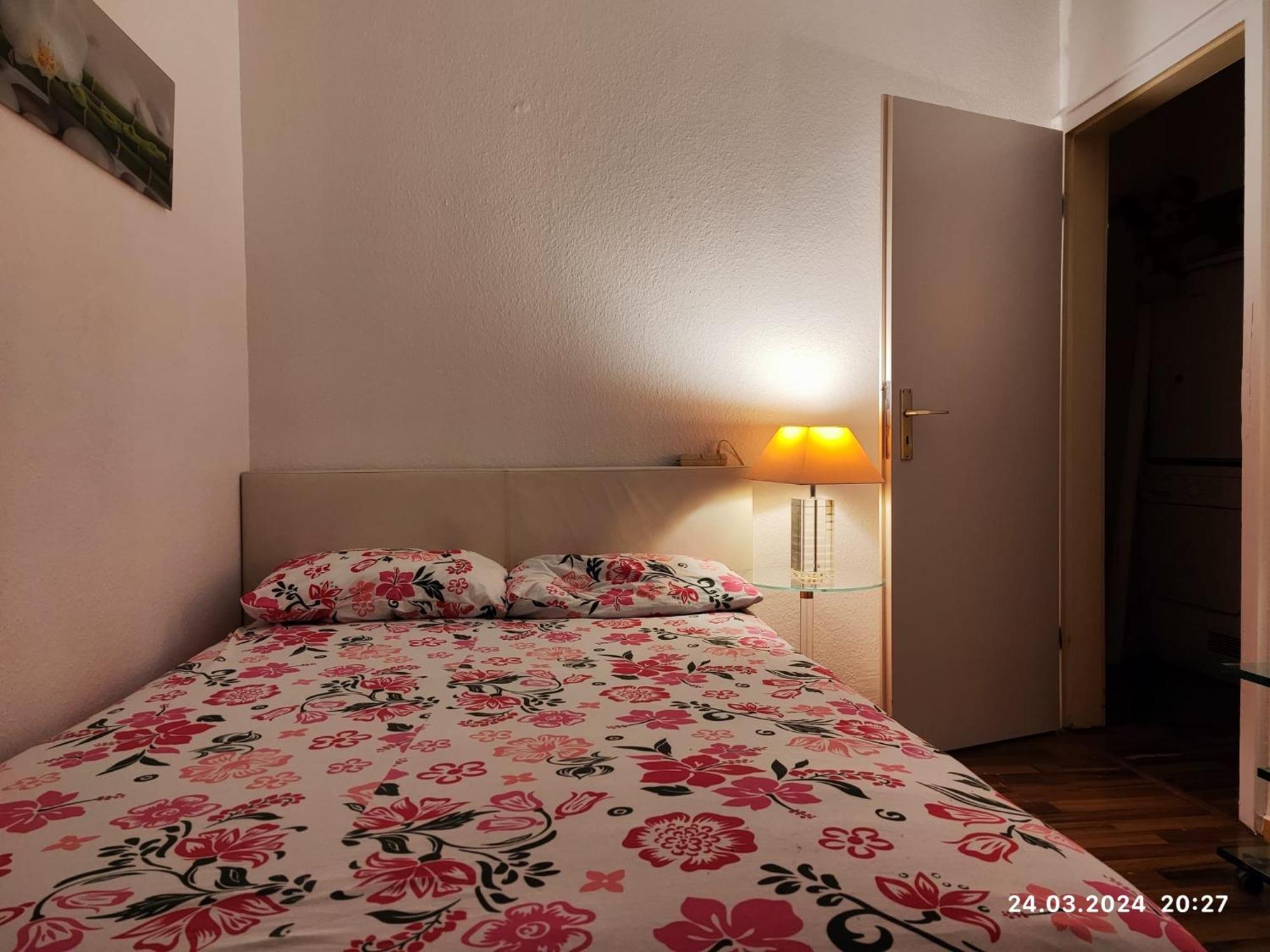 Altstadt Zimmer ดุสเซลดอร์ฟ ภายนอก รูปภาพ